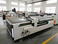 Cortadora de Cartón CNC de Alta Calidad y Rendimiento, Plotter de Corte de Etiquetas de Cartón Corrugado con Cuchillas Oscilantes