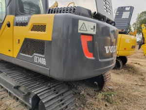 Excavadora diésel de 14 toneladas Volvo EC140B usada original a precio competitivo con gran capacidad de trabajo de alto rendimiento a la venta - Product Image 4