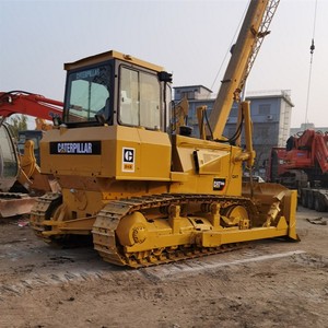Bulldozer Caterpillar CAT D6D Usado, Motor Original 3306 con Pocas Horas de Uso y Ripper para Desbroce de Terrenos y Proyectos de Construcción - Product Image 2