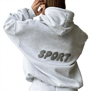 Sweat à capuche gris oversize pour femme, imprimé sport en relief, épaules tombantes, manches longues, collection automne, 100 % coton tricoté - Product Image 1