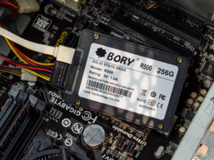 BORY Internal New High-Speed 3D TLC Nand Flash SSD ความจุ 128GB สำหรับใช้งานกับคอมพิวเตอร์  วัสดุ ABS ขนาด 2.5 นิ้ว ได้รับการรับรองมาตรฐาน ROHS  128GB SSD - Product Image 2