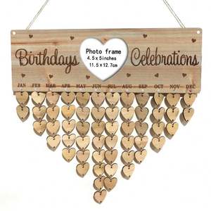 Calendario de madera de cumpleaños para colgar en la pared familiar, recordatorio de tablero de madera de aniversario, regalo DIY para mamá con marco de fotos en forma de amor - Product Image 1