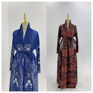 Ropa islámica elegante de talla grande Abaya para mujer, Túnica plisada de manga larga, cárdigan con estampado árabe, Abaya abierta frontal para mujer musulmana - Product Image 2