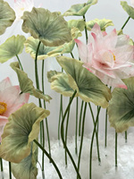 G-054 Élégant ensemble géant de fleurs et de feuilles de lotus en organza translucide, style floral chinois pour la décoration de mariages, de salles d'exposition et de cours.