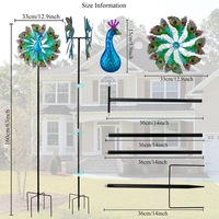 Tourniquet à vent en métal coloré en forme de paon avec piquet de fixation au sol, 360° °   Sculpture éolienne cinétique rotative pour la décoration extérieure de jardin et de cour