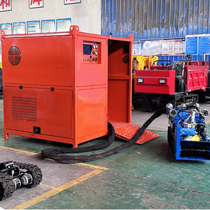 Machine de dragage compacte à prix compétitif et avec garantie pour le dragage de canalisations en espaces restreints et l'élimination des boues - Product Image 1