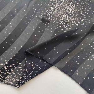 100% Polyester Striped Dots <strong>Printed</strong> Korean <strong>Dubai</strong> Chiffon <strong>Fabrics</strong> Wholesale Rolls - Product Image 3