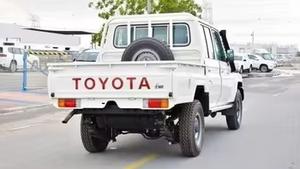 Marvellous Quality 2022 Toyota LC79 Doble Cabina 4.2L V6 Híbrido Turbo R20 Cuero Techo Panorámico Oscuro Coches Usados Volante a la Izquierda - Product Image 3