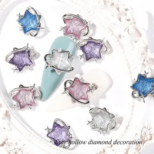 Bán Buôn Hợp Thời Trang Vàng Cổ Điển Hợp Kim Kim Loại Rhinestone Kim Cương Sao Trái Tim 3D Móng Tay Nghệ Thuật Charms Trong Số Lượng Lớn