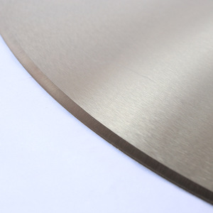 <span class=keywords><strong>Lame</strong></span> <span class=keywords><strong>de</strong></span> couteau circulaire en <span class=keywords><strong>carbure</strong></span> <span class=keywords><strong>de</strong></span> haute qualité personnalisée <span class=keywords><strong>de</strong></span> 610 mm pour <span class=keywords><strong>scie</strong></span> <span class=keywords><strong>à</strong></span> papier toilette et machine <span class=keywords><strong>à</strong></span> découper le papier toilette - Product Image 5