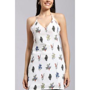 Noor E Nazakat Halter Kurti for Women Stylish Sleeveless Ethnic Top Trendy Summer Wear Comfortable Daily Outfit Modern Fashion - Product Image 3