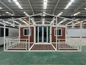 Casa Contenedor Prefabricada de Lujo de 20 Pies con Terraza y Techo - Product Image 4