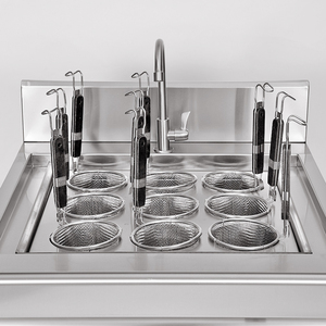 Cuiseur à pâtes à induction commercial Lestov avec passoire à 9 nouilles pour restaurant cantine cuisine hôtel - Product Image 6