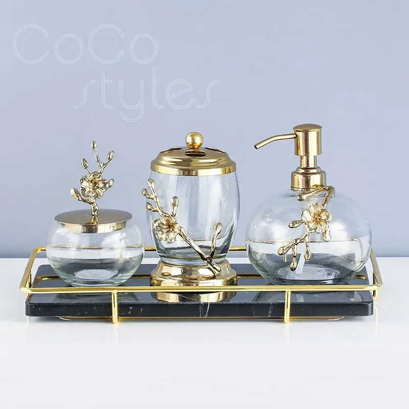 Cocostyles personalisierte luxuriöse marmor tabletts und glas und messing bad set für royal home decor badezimmer