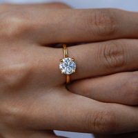 Bague de fiançailles/mariage en argent S925 plaqué or 18 carats avec moissanite de forme vintage à quatre griffes de 2 carats, vente en gros d'usine GF, certifiée GRA