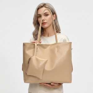 Sac fourre-tout décontracté beige grande capacité en similicuir avec pochette pour le shopping quotidien et les voyages - Product Image 5