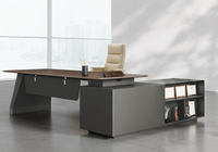 Bureau de direction moderne en forme de L, table de patron en bois avec armoire de rangement latérale pour bureau
