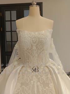 فستان زفاف ميلي برايدل MQW02253 بتصميم ملكي منتفخ مع ذيل منفصل وأكمام منفصلة ورباط وتطريز كامل باللؤلؤ على الطراز الدبي - Product Image 3