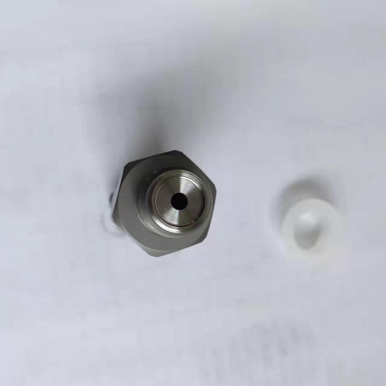 common rail  fuel pressure limited valve  relief valve 1110010035 F00R000775 1110010032 4899831