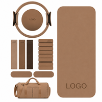 Kit d'entraînement de yoga et de Pilates pour femmes avec tapis, bandes de résistance, poids pour chevilles et accessoires d'étirement