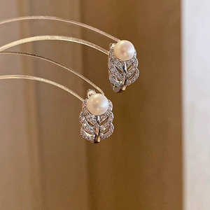 WENCHI Women's 1597 Natural Pearl <b>Crystal</b> <b>Earrings</b> with Feather Detail Lightweight Elegant Ear Buckles Manual Fulfillment - Product Image 4