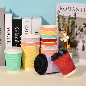 Gobelets en papier ondulé YBLPAK personnalisés avec logo, gaufrage à effet ondulé, dorure à chaud, écologiques, pour lait et café, avec un design durable - Product Image 1