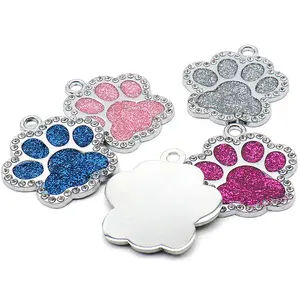 Vente chaude belle patte forme chien étiquettes de luxe paillettes diamant alliage gravure personnalisée Laser ID bricolage chien chat nom étiquette