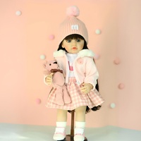 Weiche Silikon-Reborn-Puppe 55cm mit Rosa Garnmütze Lebensechter Schlafbegleiter für Kinder von 7-14 Jahren Unisex
