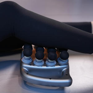 Mini pistola de masaje profesional de 16 cabezales Fascia multicabezal fuerte 39kg de potencia cuerpo de mano masajeador Fascial de golpe profundo - Product Image 5