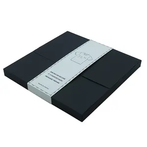 Emballage de vêtement d'enveloppe noire en papier kraft de grande taille personnalisé Boîtes d'expédition de <span class=keywords><strong>t-shirt</strong></span> personnalisées avec pochette de marque personnalisée - Product Image 1