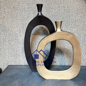 Vente chaude Antique En Laiton Pots De Fleurs Vases pour Salon Premium Qualité En Aluminium Fleur Vase Nouvelles Urnes Jardinières Vases - Product Image 2