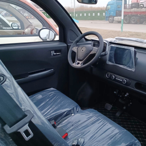 Chinois L7e 4 roues 2 places <span class=keywords><strong>Twizy</strong></span> électrique Mini quatre véhicules à roues voiture 45 km adulte petites pièces <span class=keywords><strong>prix</strong></span> bon marché pour les personnes âgées - Product Image 2