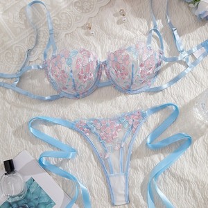 Conjunto de lencería sexy de encaje negro para Europa y Estados Unidos, estilo transfronterizo, que realza la figura. - Product Image 4