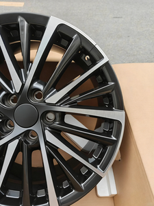 Jantes en alliage d'aluminium modernes de style <span class=keywords><strong>vintage</strong></span> à rayons croisés classiques personnalisées pour Lexus, Camry, Accord et voitures de luxe - Product Image 3