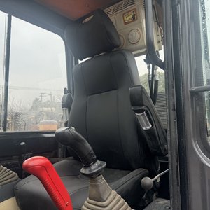 Excavadora Usada Doosan DH55 Ideal para Contratistas y Empresas de Construcción - Product Image 5
