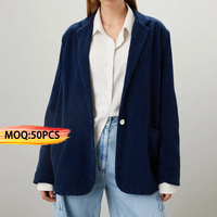 Fabricant de vêtements OEM personnalisés, veste de carrière sur mesure à revers cranté et manches longues en velours côtelé pour le bureau pour femmes