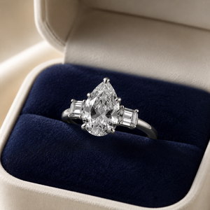 Anello a Goccia di Lusso per Donne, Gioiello da Dito Scintillante e alla Moda - Product Image 6