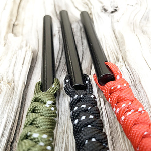 4 pulgadas Survival Ferrocerium Perforado Flint Fire <span class=keywords><strong>Starter</strong></span> Varillas de magnesio con mango de paracord - Product Image 3