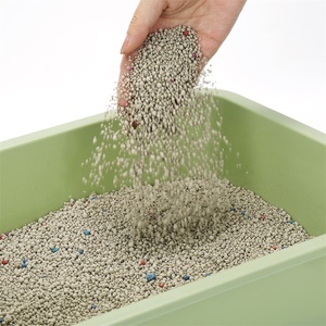 Arena para Gatos Bentonita de Aglomeración Rápida, 99% Libre de Polvo, Control de Olores Extra, Altamente Absorbente, Color Gris Claro - Product Image 5