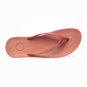 Sandales tongs élégantes pour femmes en métal marron avec semelle ergonomique pour un usage quotidien et en vacances - Product Image 2