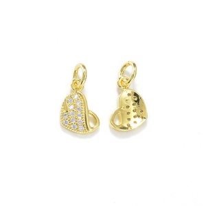A granel negro/platino/Rosa chapado en oro CZ Micro Pave encanto colgante <span class=keywords><strong>de</strong></span> joyería amor corazón colgantes y <span class=keywords><strong>amuletos</strong></span> para la fabricación <span class=keywords><strong>de</strong></span> la joyería - Product Image 1