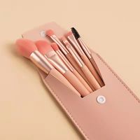 Lot de 8 pinceaux de maquillage bon marché pour débutants, outil de maquillage professionnel, pour fond de teint, sourcils, lèvres et fard à paupières.