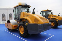 Rouleau compresseur routier de 26 tonnes XS265AI fabriqué à Xuzhou en promotion