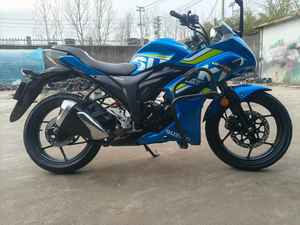 <span class=keywords><strong>Moto</strong></span> d'occasion <span class=keywords><strong>Suzuki</strong></span> <span class=keywords><strong>GSX</strong></span> 155, <span class=keywords><strong>moto</strong></span> sportive, <span class=keywords><strong>moto</strong></span> sportive d'occasion, essence, 150CC, Motos à essence, <span class=keywords><strong>moto</strong></span> sportive - Product Image 4