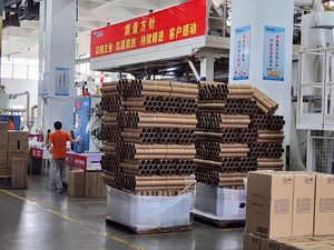 Envoltura de mano personalizada, rollo de cartón elástico retráctil, Rollo adhesivo LLDPE, película de mano, envoltura de paleta, película elástica industrial LLDPE - Product Image 5