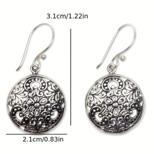 Orecchini pendenti rotondi floreali cavi per donna, gioielli di moda in stile vintage per tutti i giorni - Product Image 5