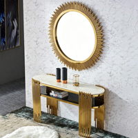 Console d'entrée moderne et minimaliste, style italien, luxe léger, acier inoxydable, style hôtelier, écologique et durable, avec miroir