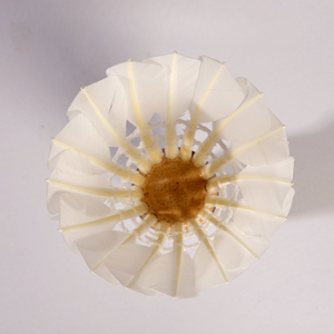 Professionelle Maßgefertigte Gänsefeder-Bälle Turnierqualität Leichtgewicht 2-Schicht Hochbeständige PU-Kork Badminton-Federbälle - Product Image 2