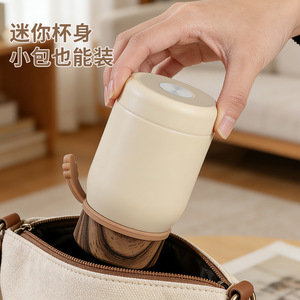 Botella de Agua de Acero Inoxidable de Doble Pared con Logotipo Grabado Personalizado STARLII, 220 ml, con Tapa de Madera - Product Image 5