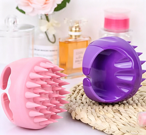 Brosse à shampooing en silicone portable pour le massage du cuir chevelu, avec des dents longues et courtes pour les soins capillaires - Product Image 2